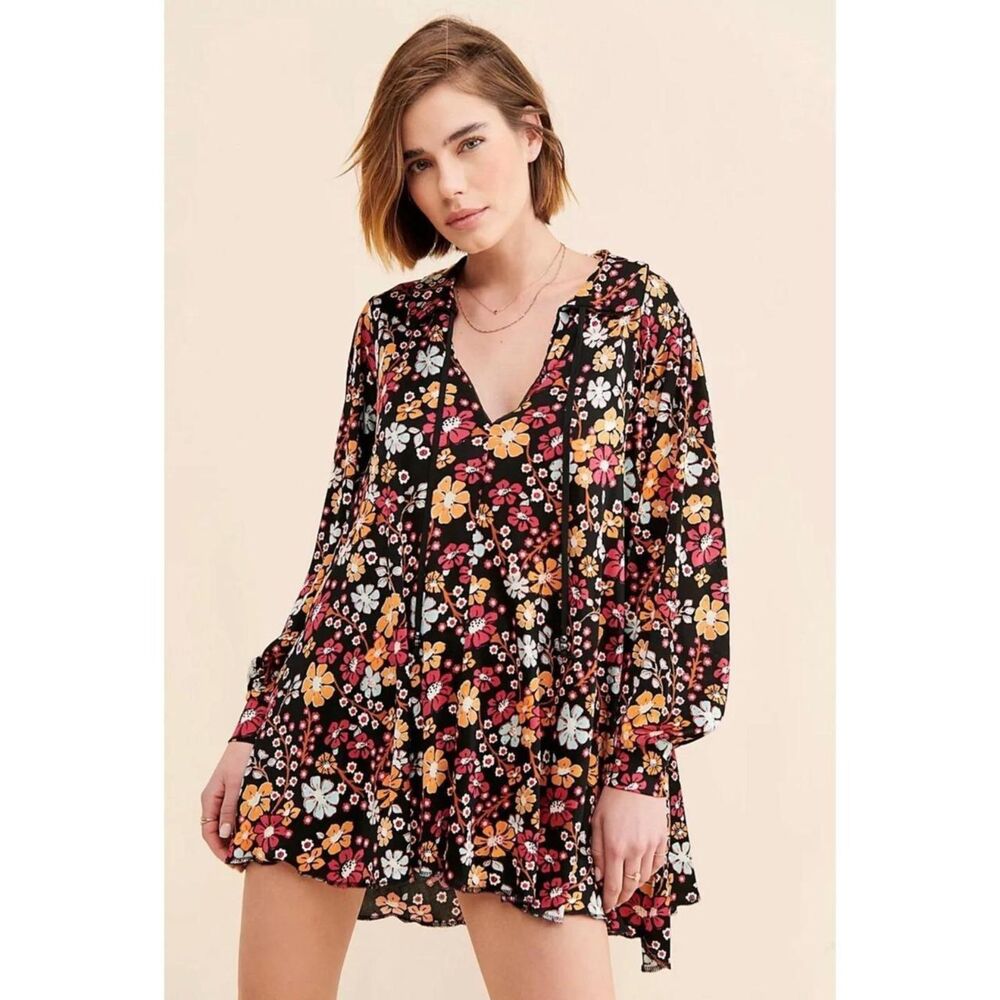 Free People Black Floral Boho Mini Dress Size Small Long Sleeve Tie Neck - Picture 2 of 8